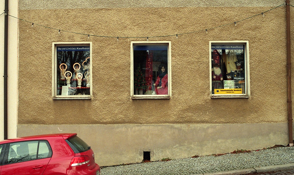 <p>2014/2020<br />
Cataloguing of illuminations in windows</p>
